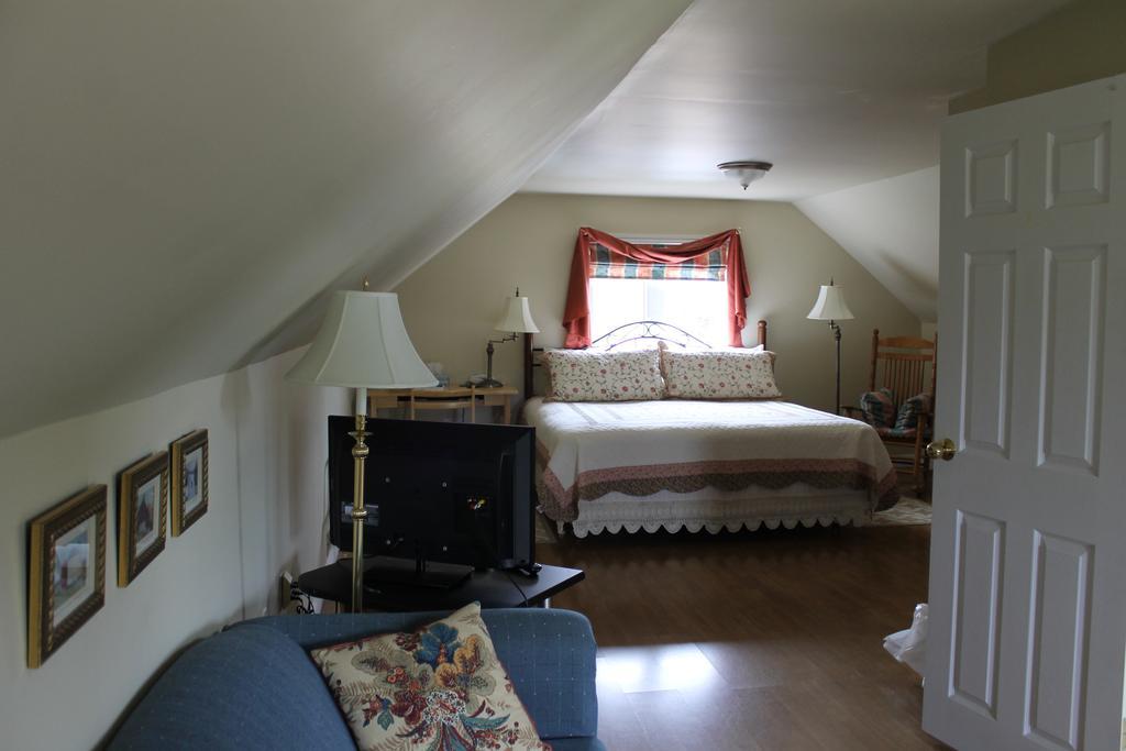 Mackenzie House B&B by Elevate Rooms Port Hawkesbury Kamer foto