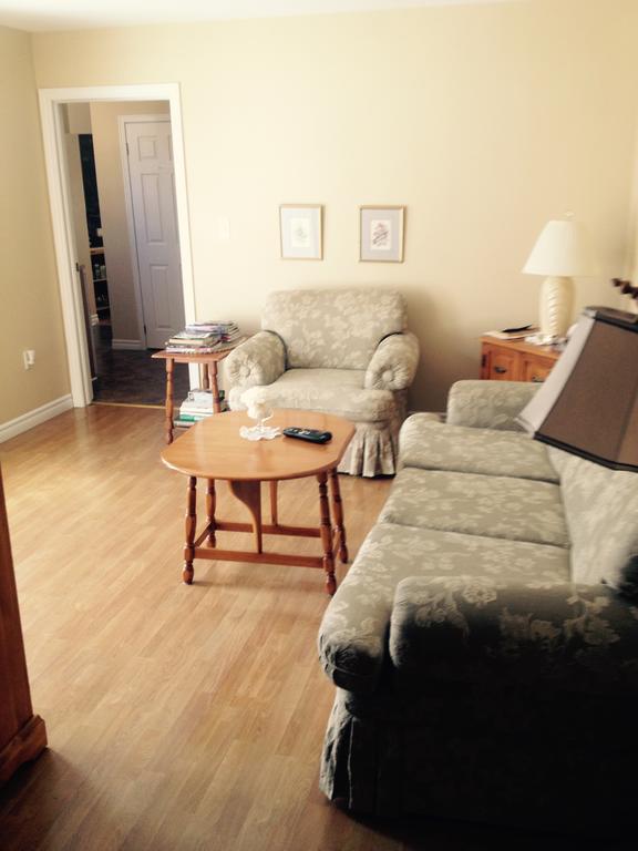 Mackenzie House B&B by Elevate Rooms Port Hawkesbury Buitenkant foto