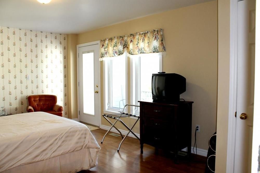 Mackenzie House B&B by Elevate Rooms Port Hawkesbury Buitenkant foto