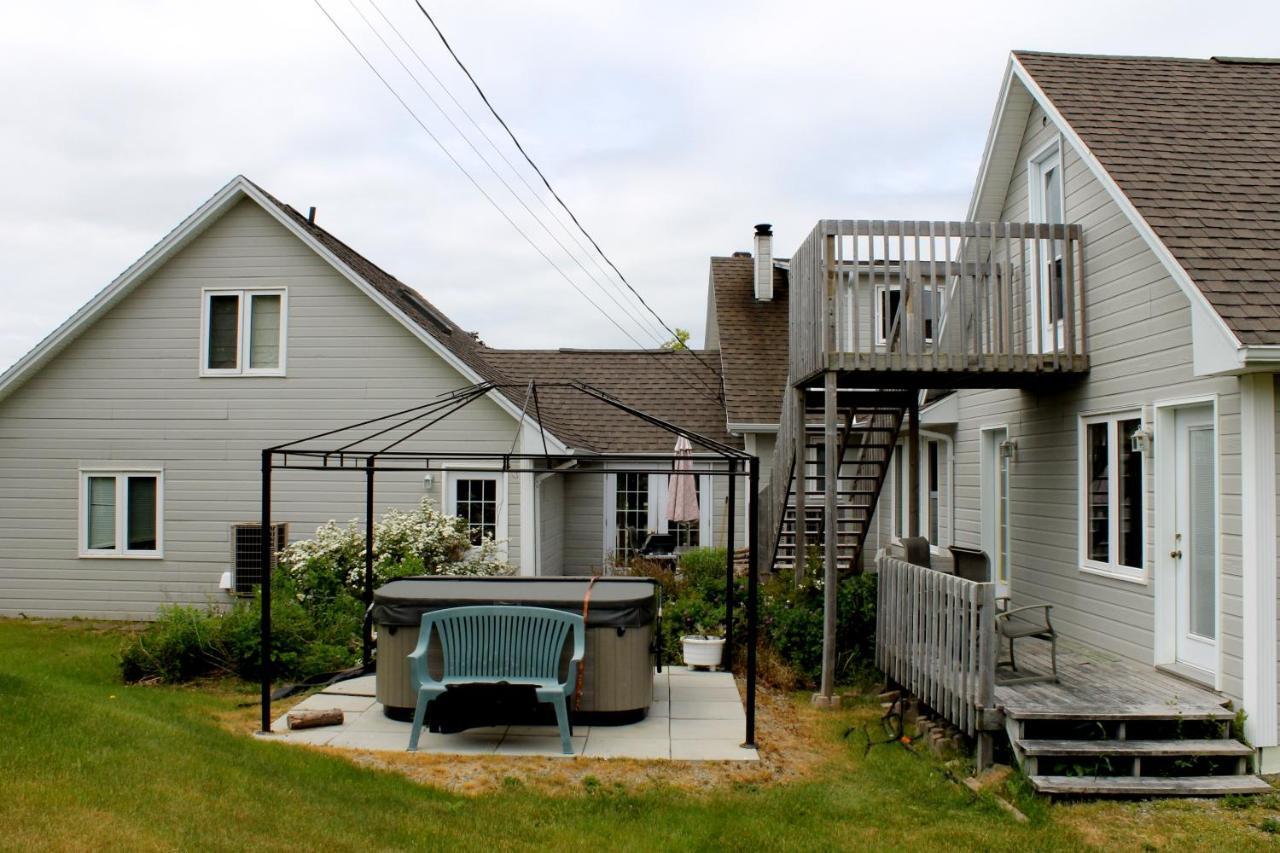 Mackenzie House B&B by Elevate Rooms Port Hawkesbury Buitenkant foto