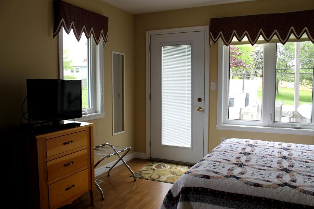 Mackenzie House B&B by Elevate Rooms Port Hawkesbury Buitenkant foto